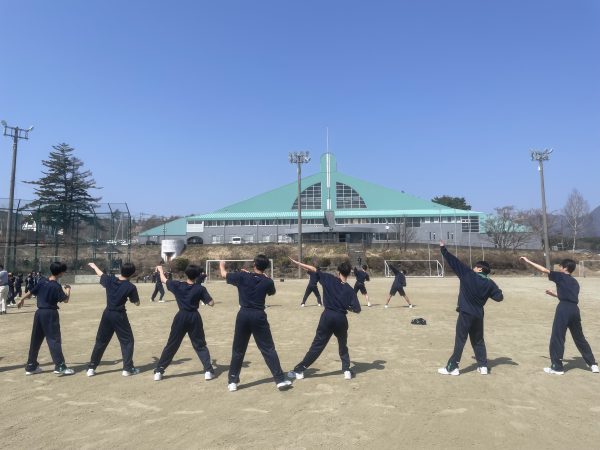 【第１学年】　研修会２班　２日目報告！