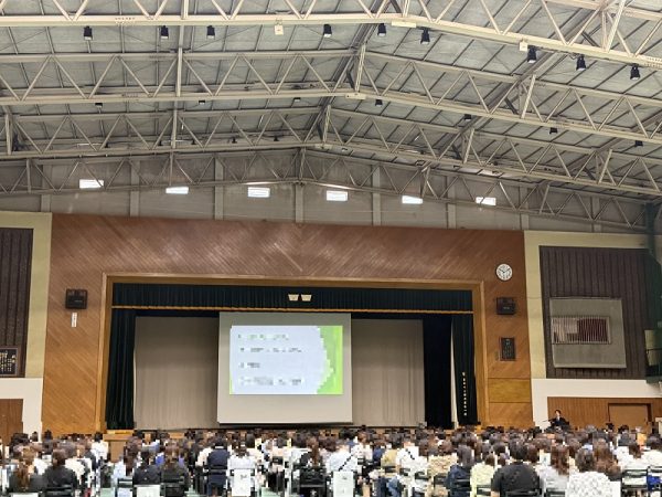 【第１学年】保護者会が行われました